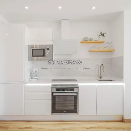 Front View By Sol Maestranza Appartement *