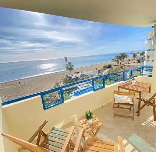 Front View By Sol Maestranza Lejlighed Marbella