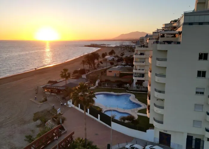 Front View By Sol Maestranza Lejlighed *