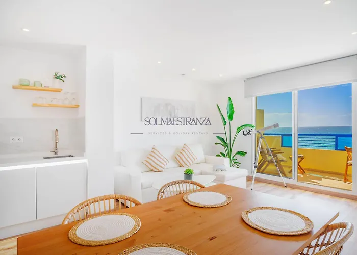 Front View By Sol Maestranza